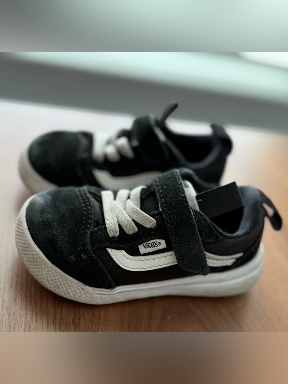 Vans Kids Black and White Strap Low-Top Sneakers